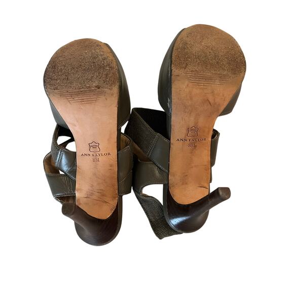 Ann Taylor | Size 8 Linen/Canvas Strap Heel Sandals Dark Sage/Green - Picture 5 of 7